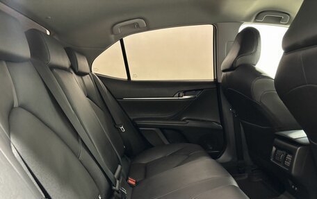 Toyota Camry, 2021 год, 3 525 000 рублей, 8 фотография