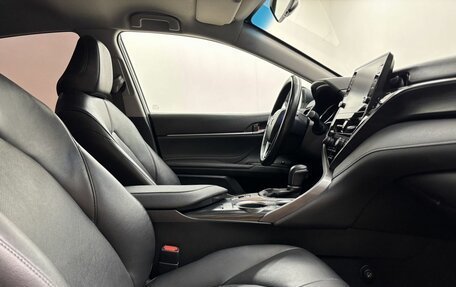 Toyota Camry, 2021 год, 3 525 000 рублей, 7 фотография