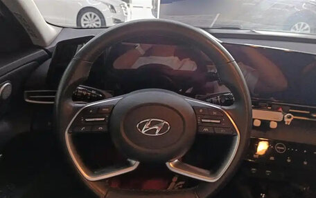 Hyundai Elantra, 2021 год, 1 300 000 рублей, 7 фотография