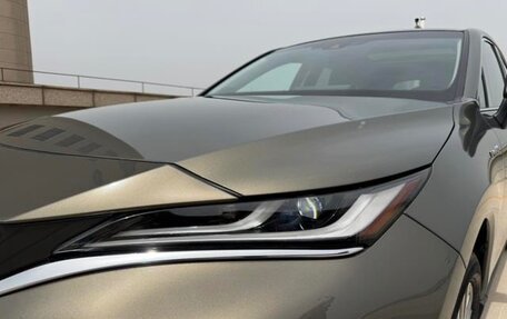 Toyota Harrier, 2022 год, 3 900 000 рублей, 7 фотография