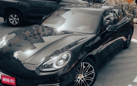 Porsche Panamera II рестайлинг, 2015 год, 5 500 000 рублей, 1 фотография