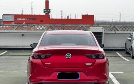 Mazda 3, 2022 год, 1 800 000 рублей, 4 фотография