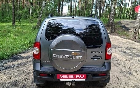 Chevrolet Niva I рестайлинг, 2016 год, 699 000 рублей, 4 фотография