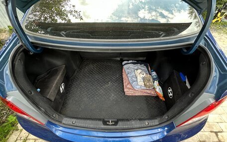 Hyundai Solaris II рестайлинг, 2013 год, 800 000 рублей, 9 фотография