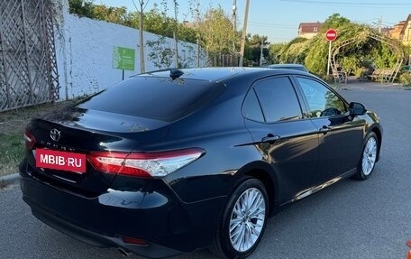 Toyota Camry, 2018 год, 2 850 000 рублей, 5 фотография