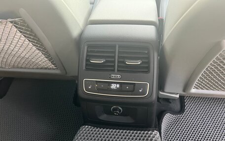 Audi A4, 2018 год, 1 850 000 рублей, 16 фотография
