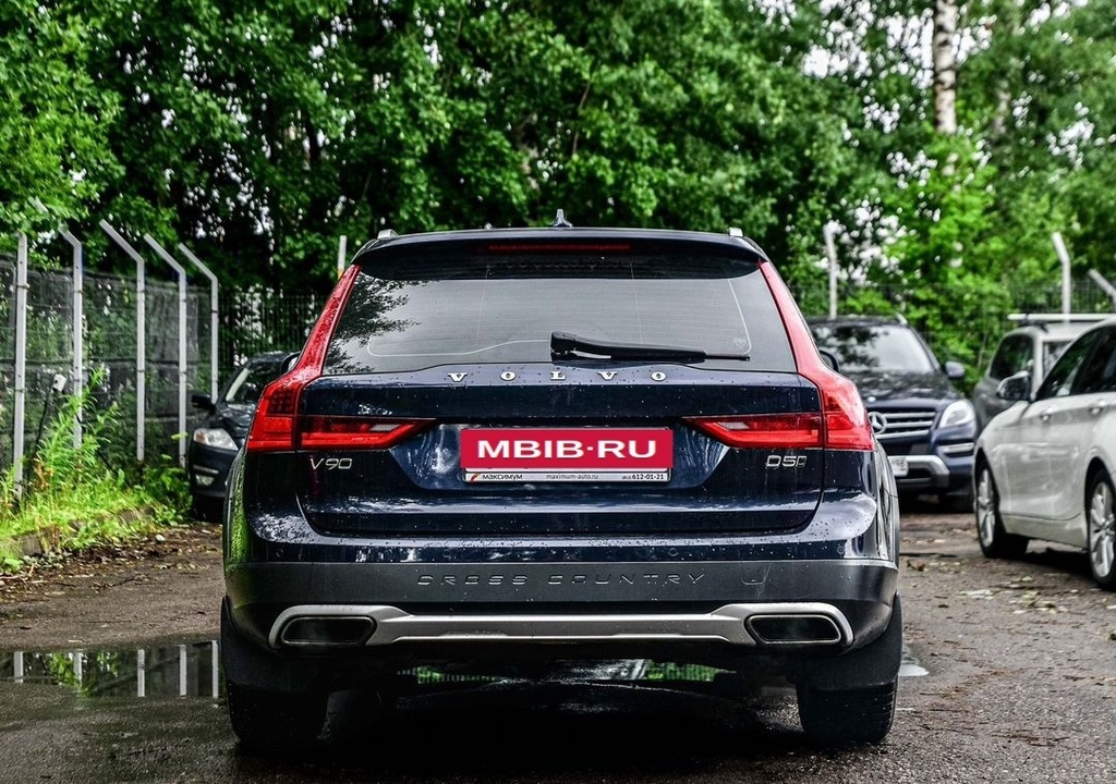 Volvo V90 Cross Country, 2017 год, 2 539 000 рублей, 4 фотография
