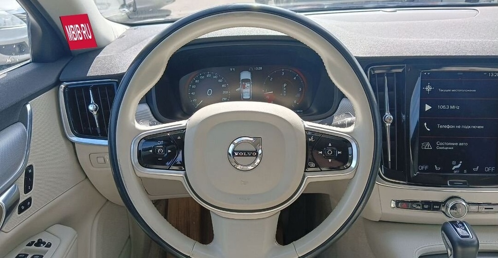 Volvo V90 Cross Country, 2017 год, 2 539 000 рублей, 7 фотография