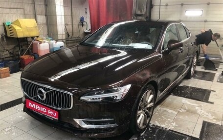 Volvo S90 II рестайлинг, 2019 год, 2 949 000 рублей, 1 фотография