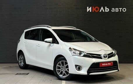Toyota Verso I, 2013 год, 1 290 000 рублей, 3 фотография