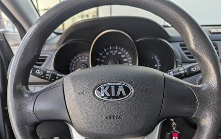 KIA Rio III рестайлинг, 2013 год, 735 000 рублей, 13 фотография