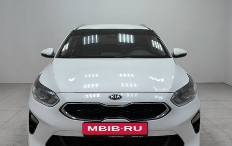 KIA cee'd III, 2020 год, 1 640 000 рублей, 2 фотография