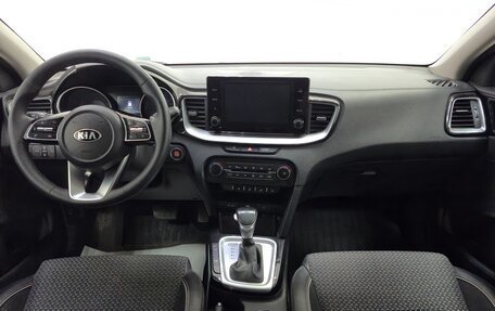 KIA cee'd III, 2020 год, 1 640 000 рублей, 11 фотография