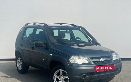 Chevrolet Niva I рестайлинг, 2016 год, 690 000 рублей, 3 фотография