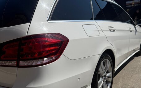 Mercedes-Benz E-Класс, 2015 год, 1 989 000 рублей, 4 фотография