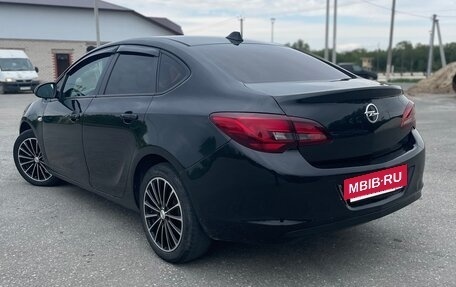 Opel Astra J, 2012 год, 690 000 рублей, 3 фотография