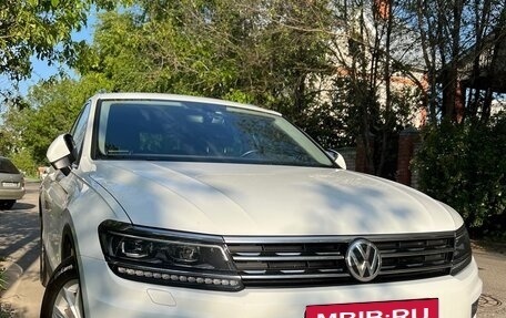 Volkswagen Tiguan II, 2017 год, 2 730 000 рублей, 2 фотография