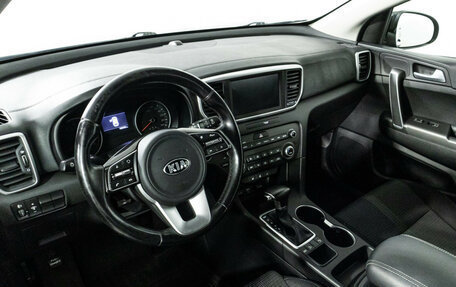 KIA Sportage IV рестайлинг, 2020 год, 1 699 777 рублей, 11 фотография