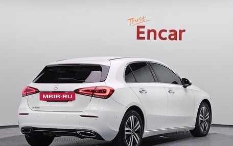 Mercedes-Benz A-Класс, 2021 год, 2 600 000 рублей, 2 фотография