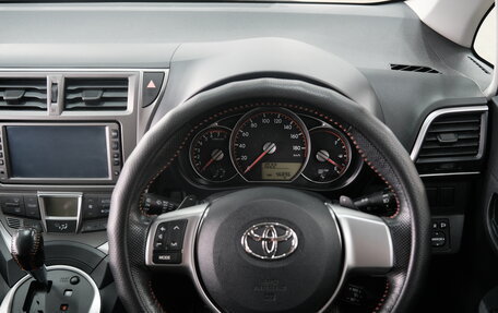 Toyota Ractis II, 2010 год, 1 099 000 рублей, 12 фотография