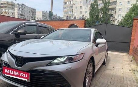 Toyota Camry, 2021 год, 3 120 000 рублей, 3 фотография