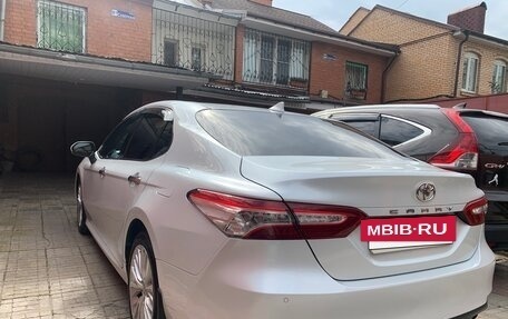 Toyota Camry, 2021 год, 3 120 000 рублей, 4 фотография