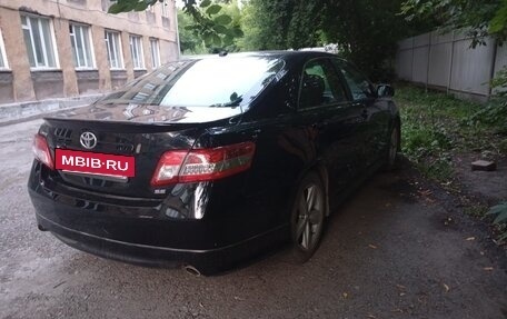 Toyota Camry, 2010 год, 750 000 рублей, 2 фотография