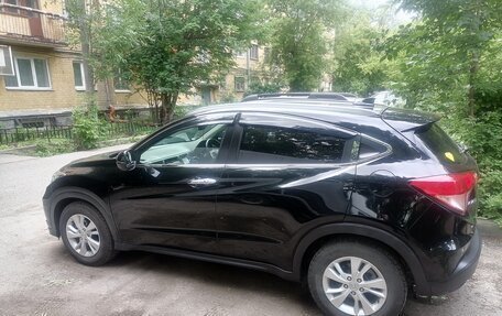 Honda Vezel, 2016 год, 1 799 000 рублей, 4 фотография