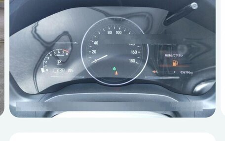 Honda Vezel, 2016 год, 1 799 000 рублей, 8 фотография