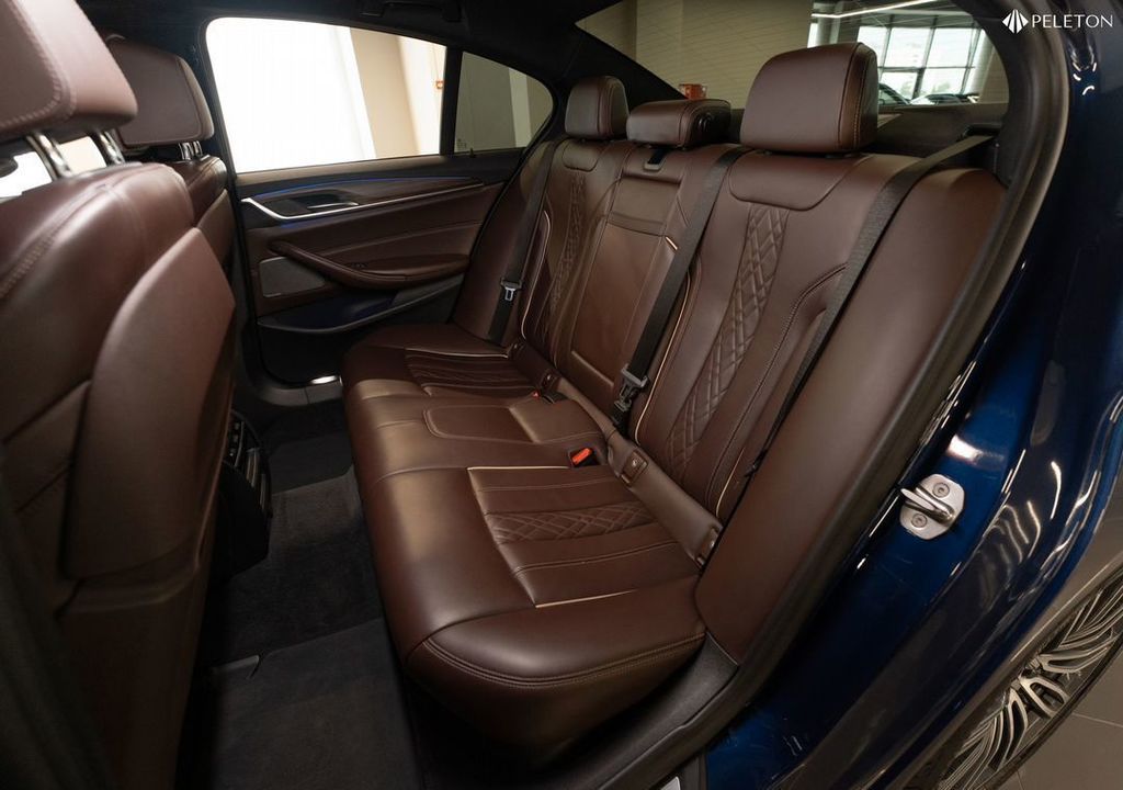 BMW 5 серия, 2019 год, 4 200 000 рублей, 13 фотография