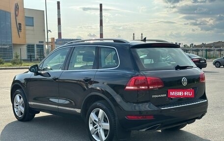 Volkswagen Touareg III, 2010 год, 1 690 000 рублей, 6 фотография