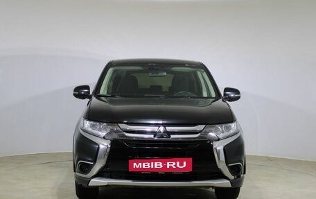 Mitsubishi Outlander III рестайлинг 3, 2018 год, 1 969 000 рублей, 2 фотография