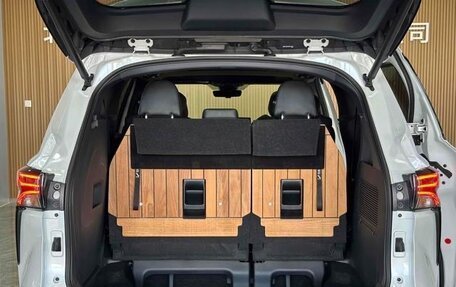 Toyota Sienna, 2022 год, 4 150 000 рублей, 7 фотография