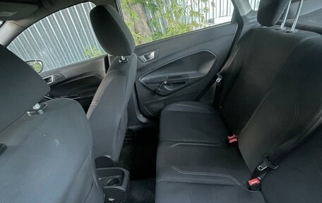 Ford Fiesta, 2015 год, 599 000 рублей, 7 фотография