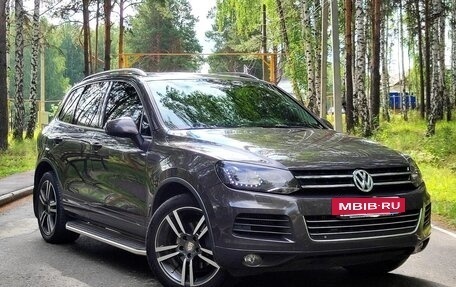 Volkswagen Touareg III, 2010 год, 2 650 000 рублей, 2 фотография