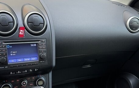 Nissan Qashqai, 2009 год, 1 000 000 рублей, 4 фотография