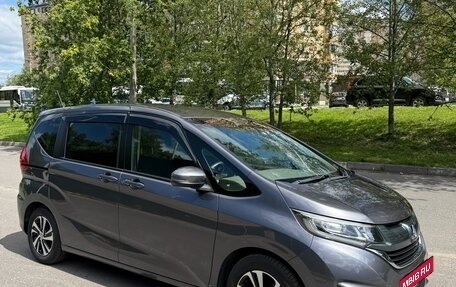 Honda Freed II, 2019 год, 1 890 000 рублей, 5 фотография