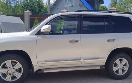 Toyota Land Cruiser 200, 2012 год, 3 490 000 рублей, 8 фотография