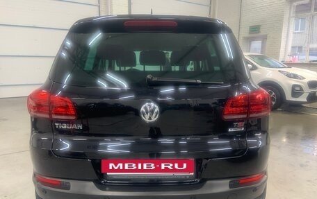 Volkswagen Tiguan I, 2016 год, 1 870 000 рублей, 6 фотография