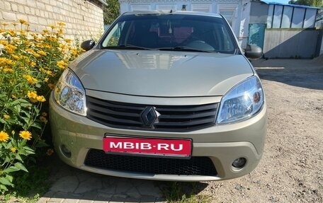 Renault Logan I, 2010 год, 650 000 рублей, 2 фотография