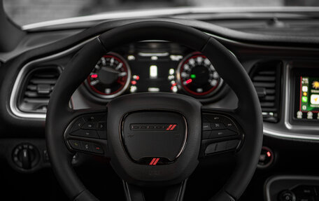 Dodge Challenger III рестайлинг 2, 2019 год, 3 850 000 рублей, 11 фотография