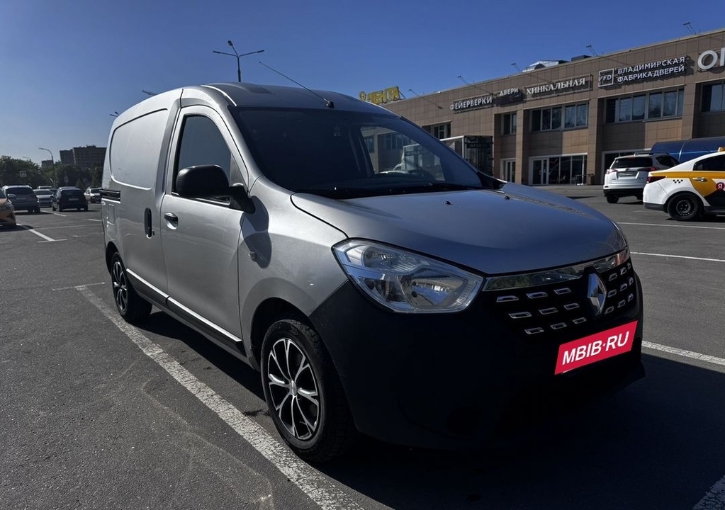Renault Dokker, 2018 год, 1 100 000 рублей, 6 фотография