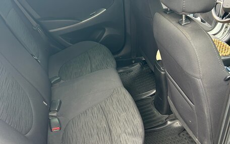 Hyundai Solaris II рестайлинг, 2016 год, 1 100 000 рублей, 4 фотография
