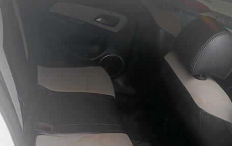 Chevrolet Cruze II, 2013 год, 680 000 рублей, 2 фотография
