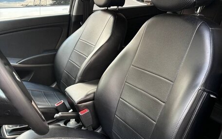 Hyundai Solaris II рестайлинг, 2016 год, 870 000 рублей, 9 фотография