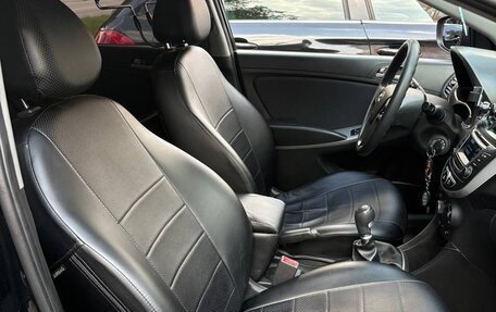 Hyundai Solaris II рестайлинг, 2016 год, 870 000 рублей, 10 фотография