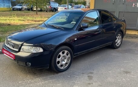 Audi A4, 1999 год, 299 000 рублей, 3 фотография