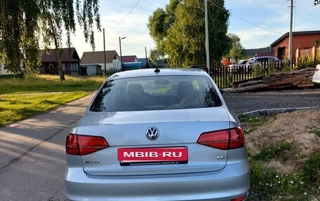 Volkswagen Jetta VI, 2018 год, 1 650 000 рублей, 2 фотография
