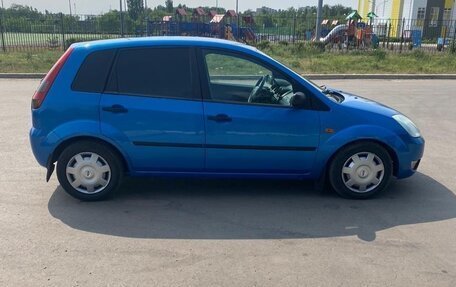 Ford Fiesta, 2004 год, 335 000 рублей, 5 фотография