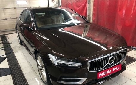 Volvo S90 II рестайлинг, 2019 год, 2 949 000 рублей, 2 фотография